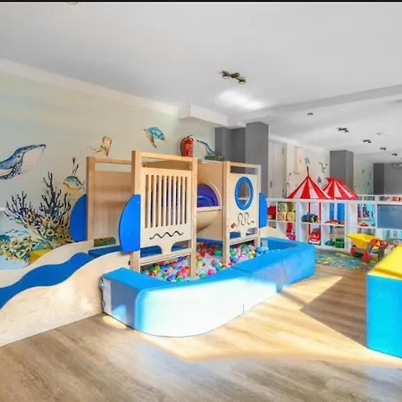 Bel Mare Aqua Family Miedzyzdroje Z Ogrodkiem-Parking Za Free!!! Апартаменты *